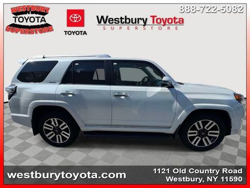Used 2024 Toyota 4Runner Limited AWD/4WD image 11