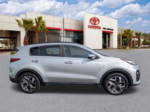 Used 2020 Kia Sportage EX w/ Option Group 15 image 3