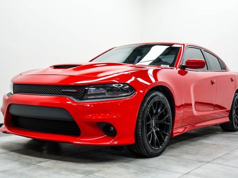 Used 2020 Dodge Charger GT RWD image 7