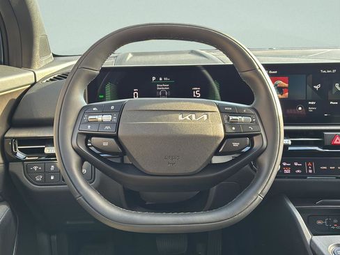 New 2026 Kia Sportage X-Line AWD/4WD image 18