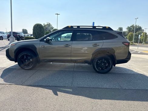 Used 2025 Subaru Outback Wilderness AWD/4WD image 10