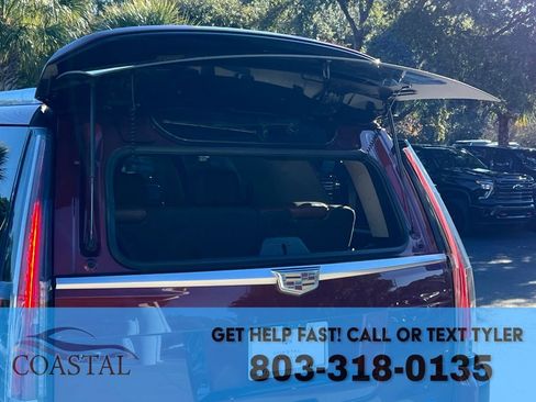 Used 2019 Cadillac Escalade Luxury w/ LPO, Radiant Package image 35