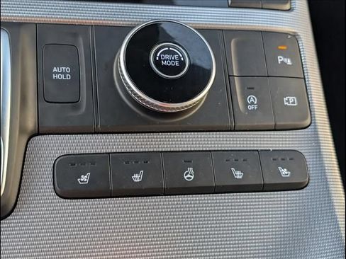 Used 2024 Hyundai Palisade Calligraphy FWD image 17