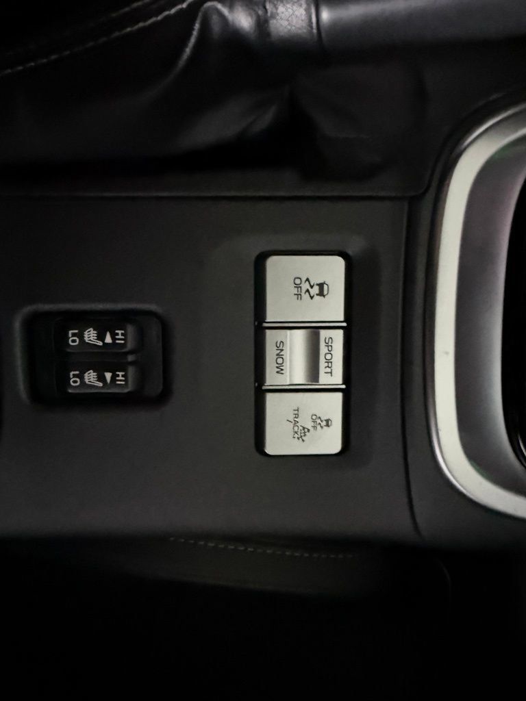 Used 2024 Toyota GR86 Premium RWD image 33