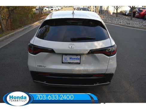New 2026 Honda HR-V EX-L image 9