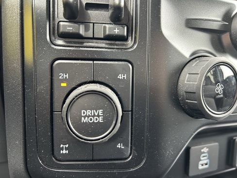 Used 2024 Ford F250 XL w/ STX Appearance Package image 22