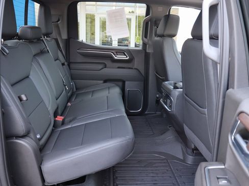 Used 2023 GMC Sierra 1500 SLT w/ SLT Premium Package image 21