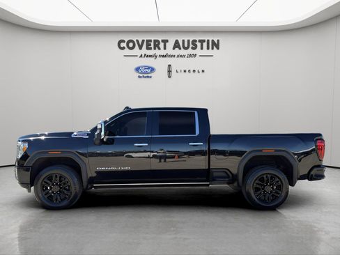 Used 2022 GMC Sierra 2500 Denali w/ Denali Black Diamond Edition image 2