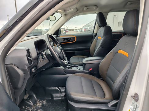 Used 2023 Ford Bronco Sport Badlands image 10