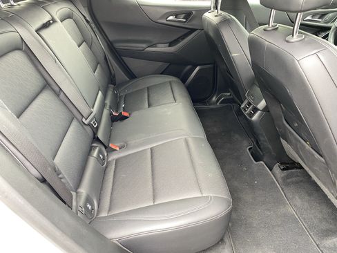 Used 2026 Chevrolet Equinox LT w/ Convenience Package II FWD image 13
