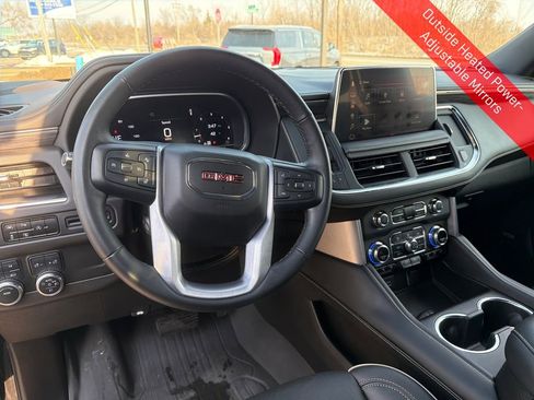 Used 2023 GMC Yukon SLT w/ SLT Luxury Package image 14