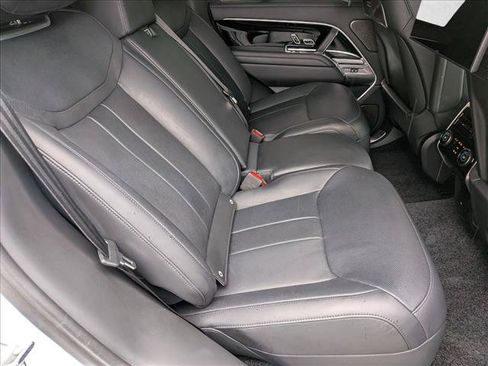 Certified 2025 Land Rover Range Rover Autobiography AWD/4WD image 21