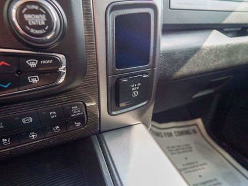 Used 2013 RAM 2500 Limited AWD/4WD image 31