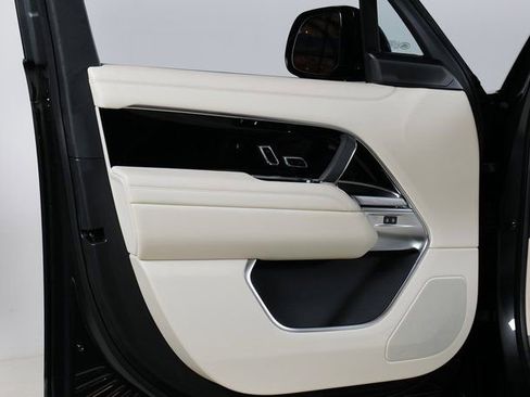 New 2026 Land Rover Range Rover SE AWD/4WD image 25