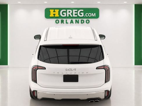 Used 2024 Kia Telluride EX FWD image 4