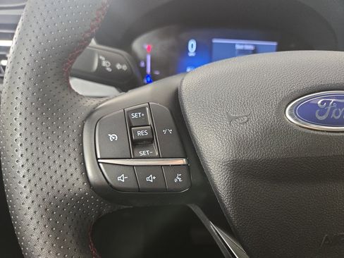 Used 2025 Ford Escape ST-Line Select image 15