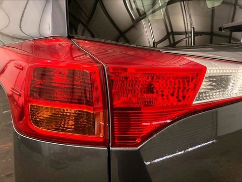 Used 2015 Toyota RAV4 XLE image 29