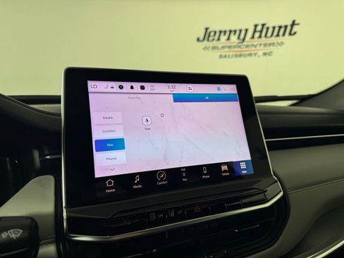 Used 2023 Jeep Compass Limited w/ Elite Group AWD/4WD image 20