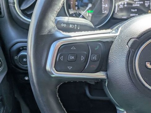 Used 2023 Jeep Wrangler Unlimited Sahara w/ Cold Weather Group AWD/4WD image 16