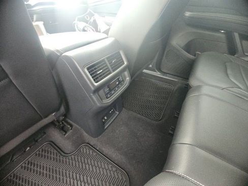 Used 2024 Volkswagen Atlas SEL AWD/4WD image 22