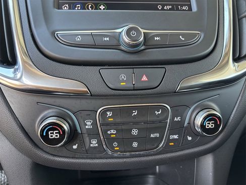 Certified 2024 Chevrolet Equinox LT w/ LPO, Floor Liner Package image 16