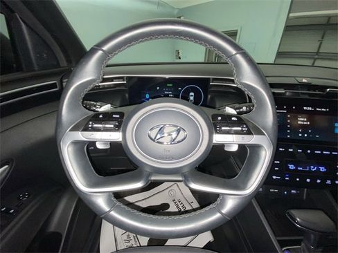 Used 2023 Hyundai Santa Cruz SEL Premium image 14