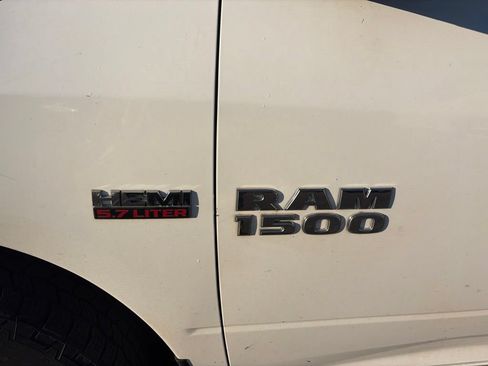 Used 2017 RAM 1500 Tradesman w/ Power & Remote Entry Group AWD/4WD image 9