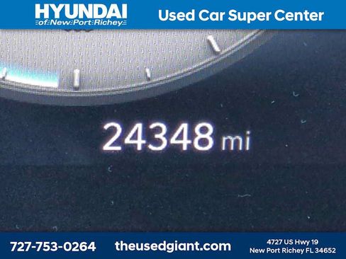 Certified 2024 Hyundai Elantra SEL FWD image 28