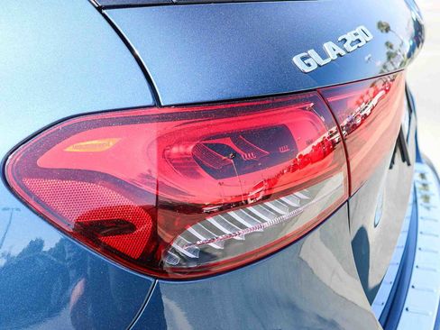 Used 2022 Mercedes-Benz GLA 250 image 7