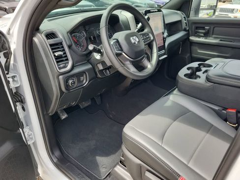 New 2026 RAM 2500 Tradesman AWD/4WD image 10