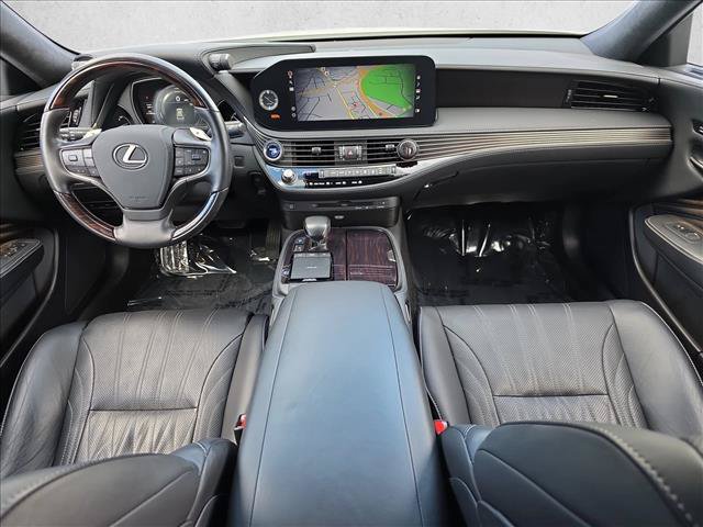 Used 2021 Lexus LS 500h AWD image 9