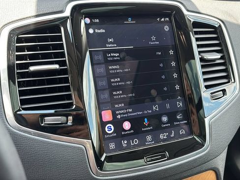 Certified 2023 Volvo XC90 B6 Plus w/ Protection Package Premier AWD/4WD image 18