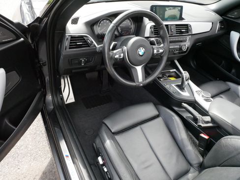 Used 2018 BMW M240i xDrive Convertible AWD/4WD image 9