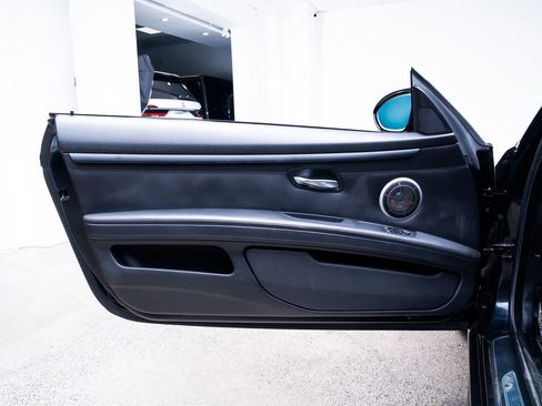 Used 2011 BMW M3 Coupe RWD image 17