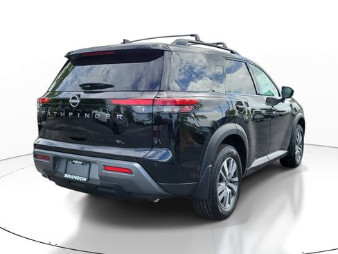 New 2026 Nissan Pathfinder SL FWD image 7