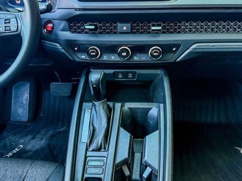 Used 2023 Honda Accord EX image 32