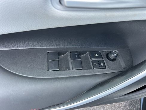 Used 2023 Toyota Corolla SE FWD image 15