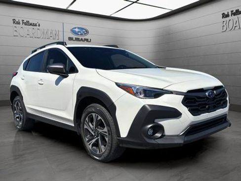 Used 2024 Subaru Crosstrek 2.0i Premium AWD/4WD image 2