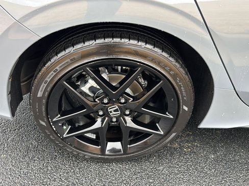 Used 2025 Honda Civic Sport image 31