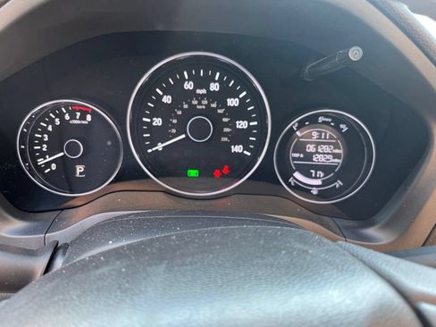 Used 2021 Honda HR-V LX image 15