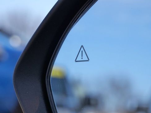 Used 2025 Kia K4 LXS image 34