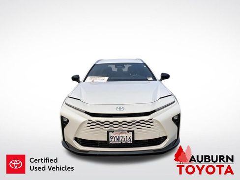 Certified 2026 Toyota Crown Signia AWD/4WD image 3