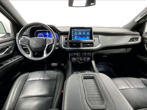 Used 2023 Chevrolet Suburban RST w/ Luxury Package RWD image 18