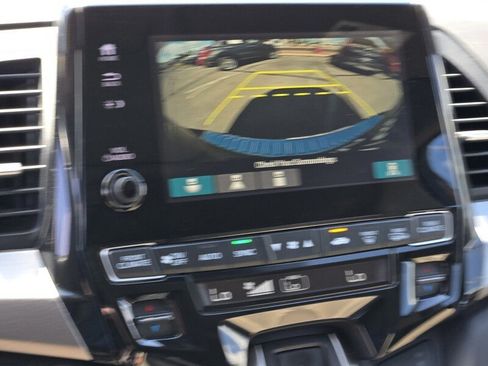 Used 2018 Honda Odyssey EX-L image 20