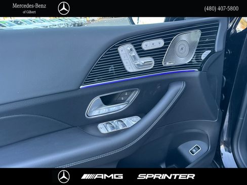 New 2026 Mercedes-Benz GLS 580 4MATIC image 11