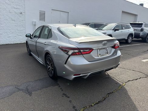 Used 2024 Toyota Camry SE w/ Cold Weather Package AWD/4WD image 5