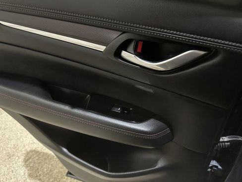 Used 2025 MAZDA CX-5 Carbon Edition image 13