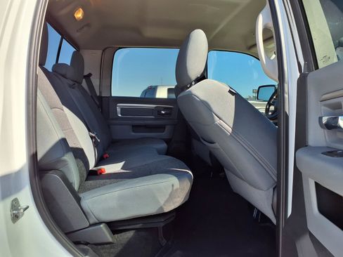 Used 2018 RAM 1500 Big Horn AWD/4WD image 27
