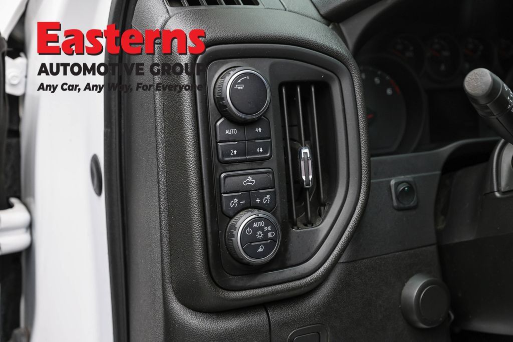 Used 2021 Chevrolet Silverado 1500 W/T w/ WT Value Package AWD/4WD image 20