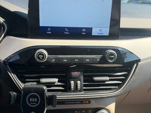 Used 2020 Ford Escape SE AWD/4WD image 8